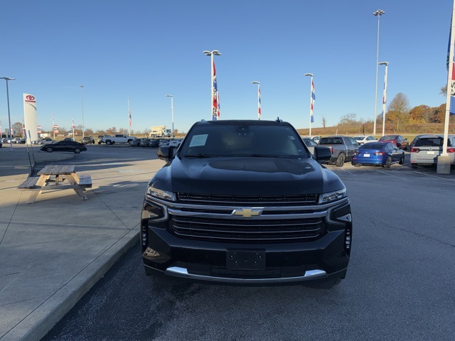 2024 Chevrolet Tahoe LT photo 2