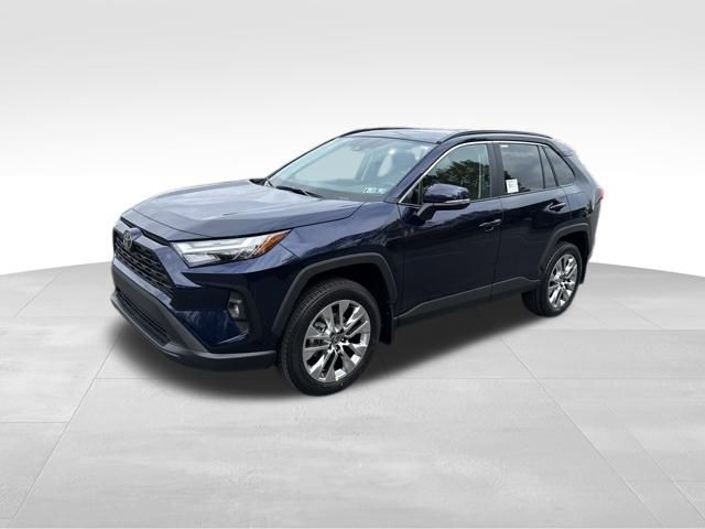 2025 Toyota RAV4 XLE Premium's photo