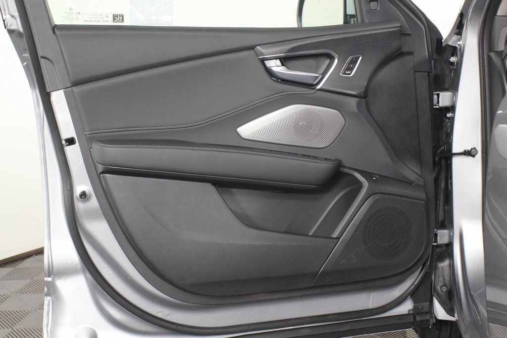 2025 Acura RDX Advance photo 7