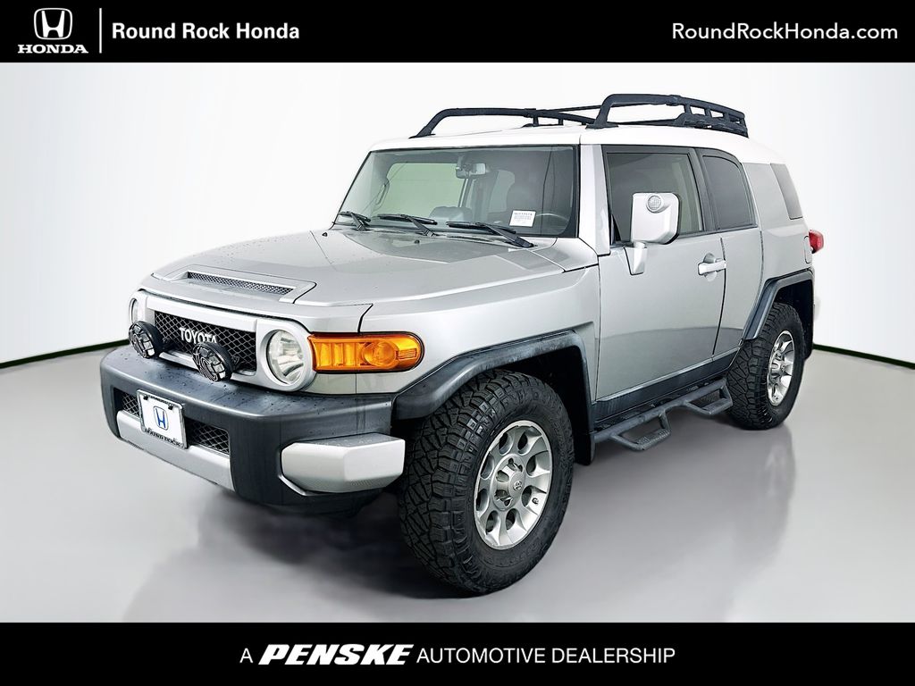2012 Toyota FJ Cruiser Base's photo