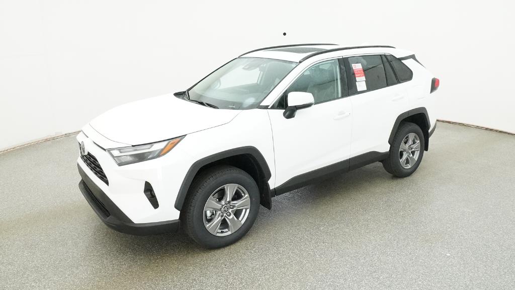 2025 Toyota RAV4 XLE's photo