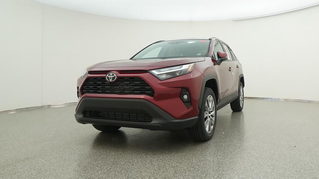 2022 Toyota RAV4 XLE Premium photo 4