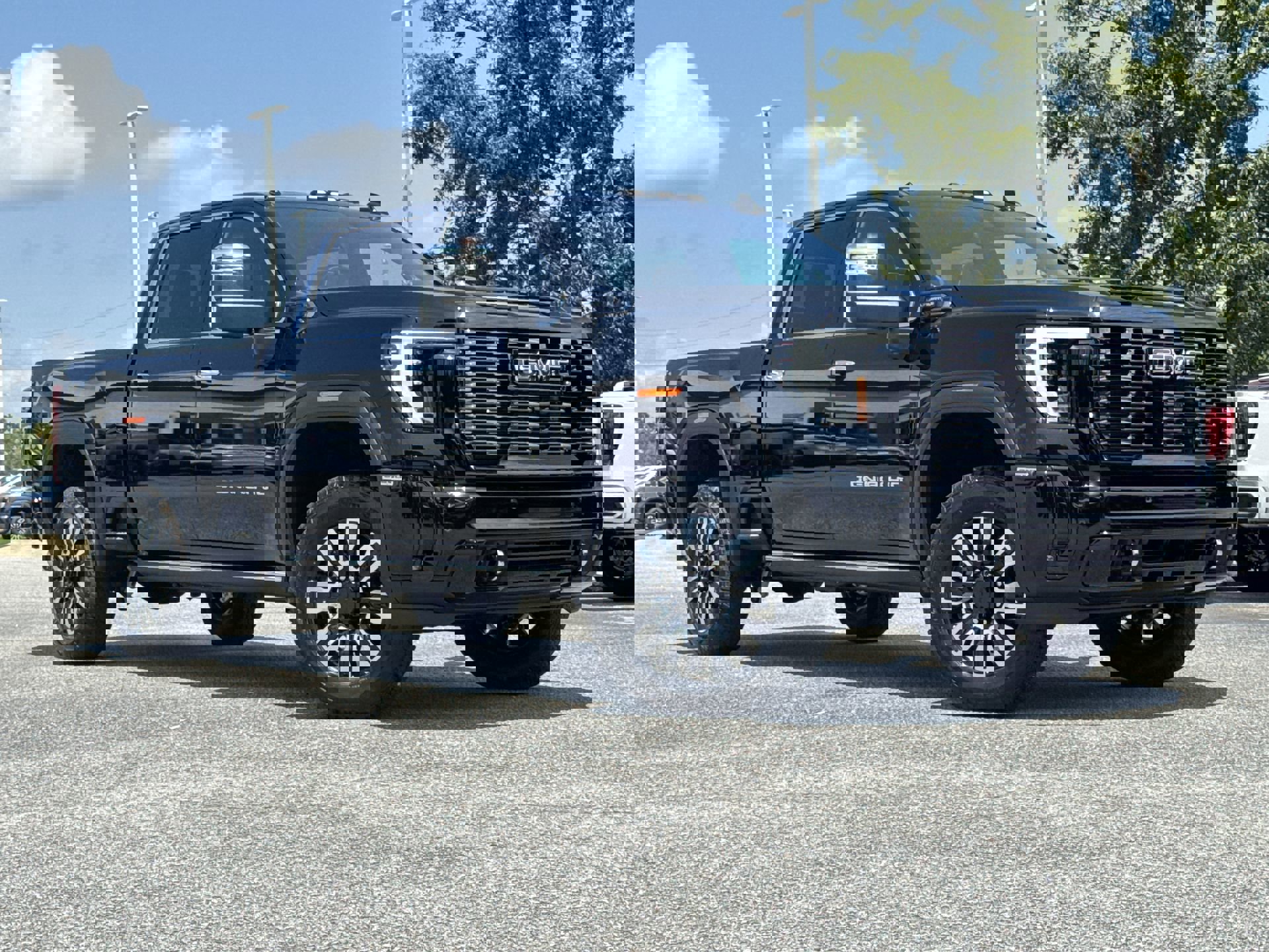 2025 Gmc Sierra 2500 HD Denali Ultimate photo 2