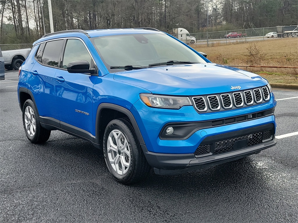 2025 Jeep Compass Latitude's photo