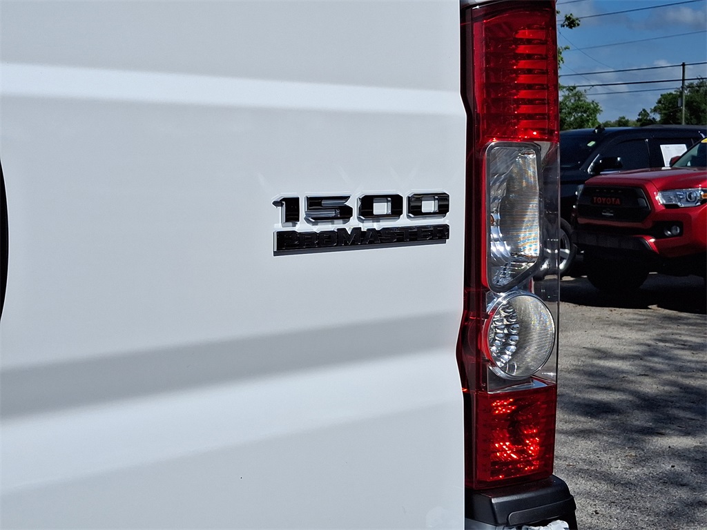 2025 Ram ProMaster 1500 SLT Cargo Van High Roof photo 8