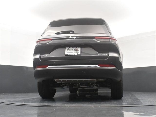 2025 Jeep Grand Cherokee Limited photo 23