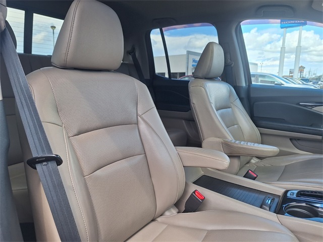 2019 Honda Ridgeline RTL-E photo 28
