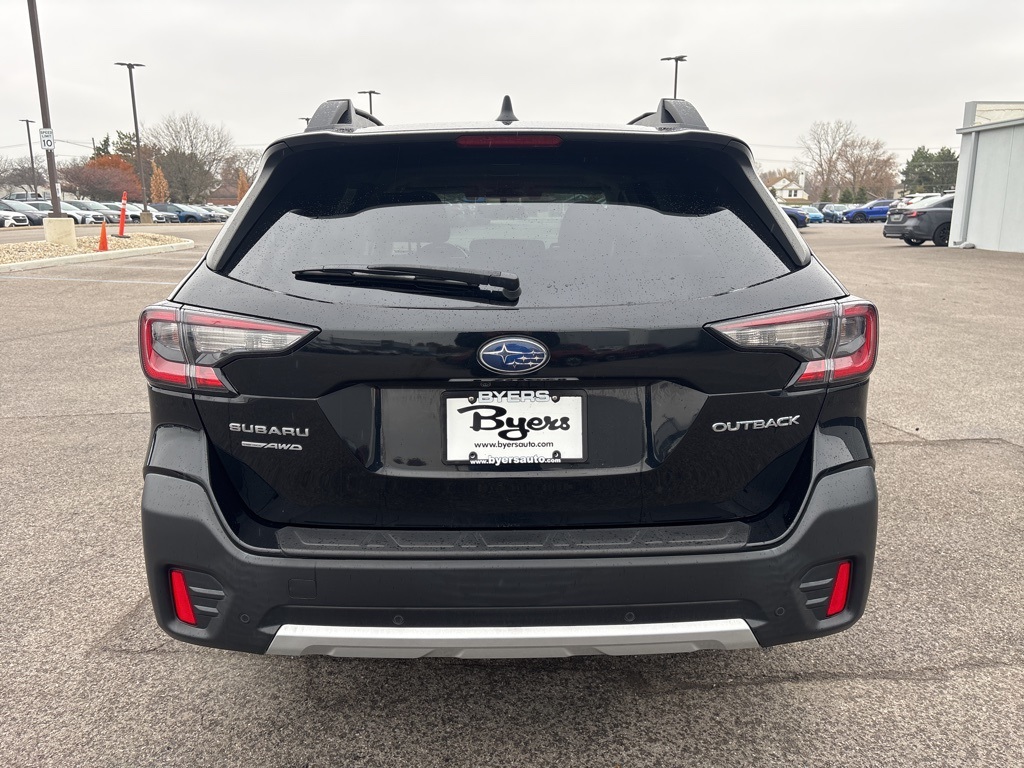 2022 Subaru Outback Limited photo 4