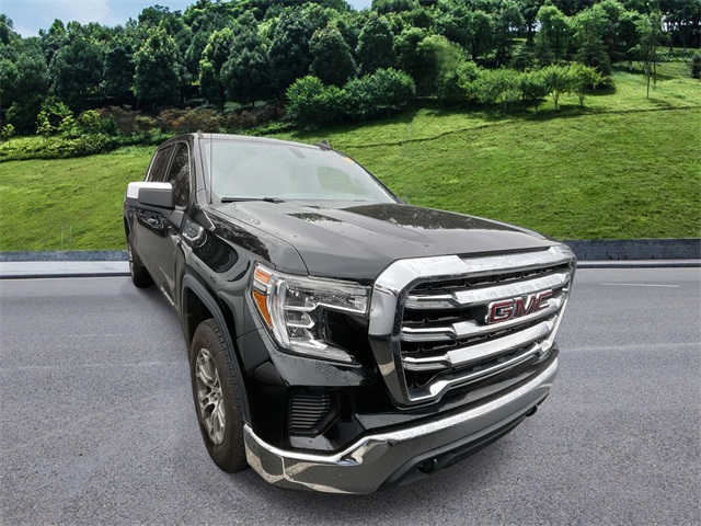 2021 GMC Sierra 1500 SLE's photo