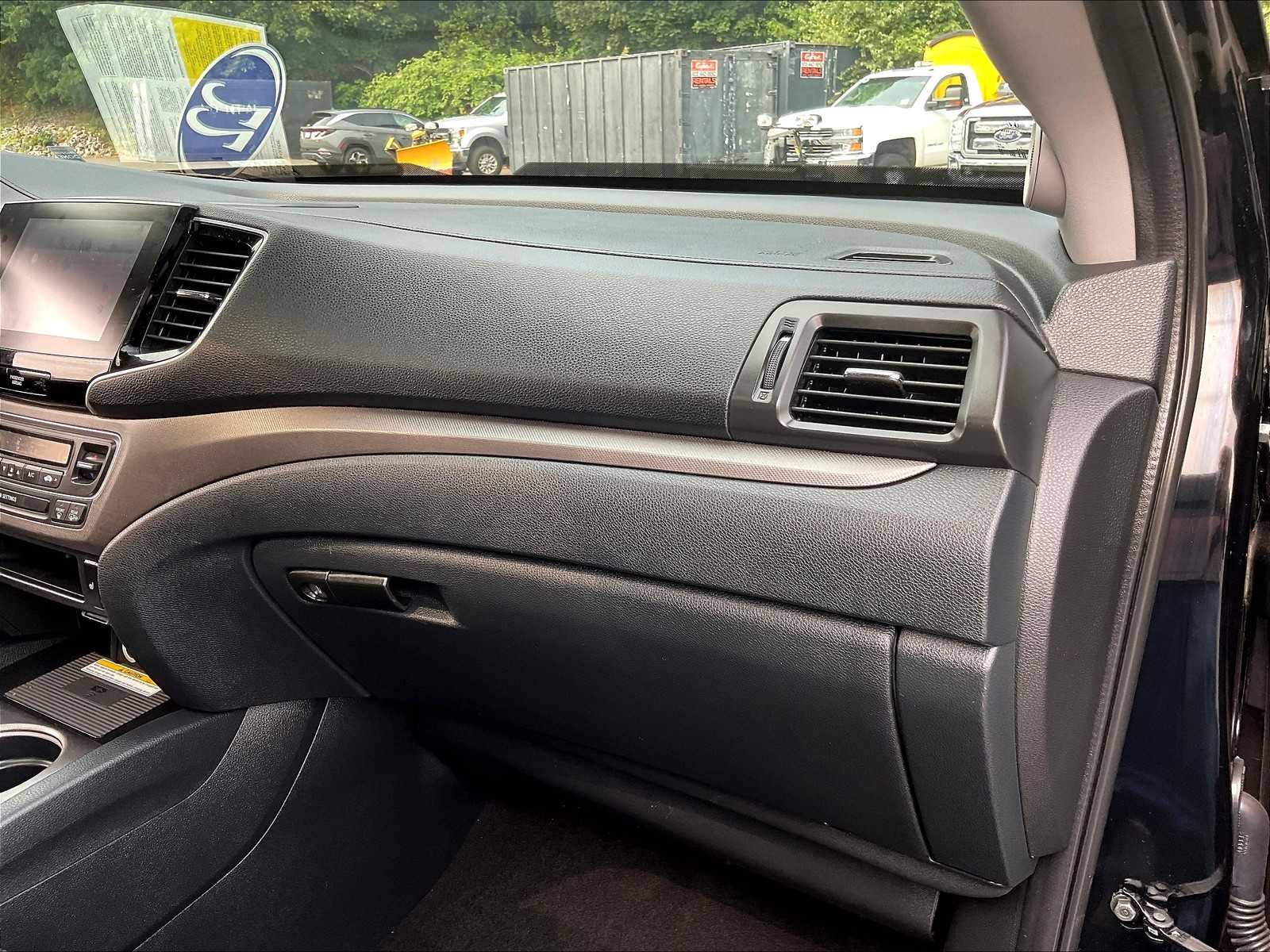 2022 Honda Ridgeline RTL-E photo 10