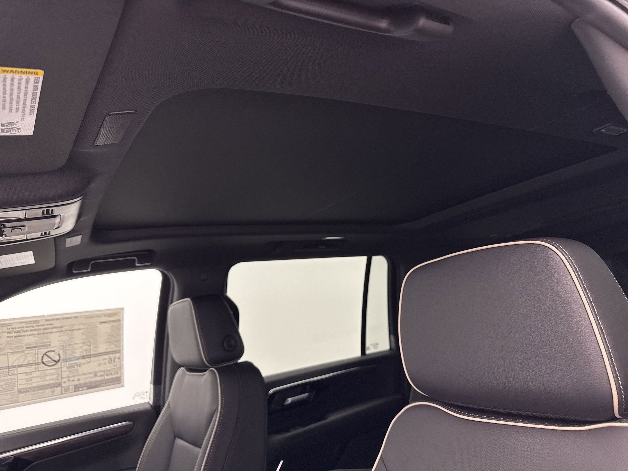 2025 Chevrolet Suburban Premier photo 10