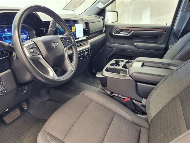 2023 Chevrolet Silverado 1500 RST photo 12