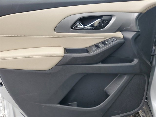 2022 Chevrolet Traverse LS photo 8