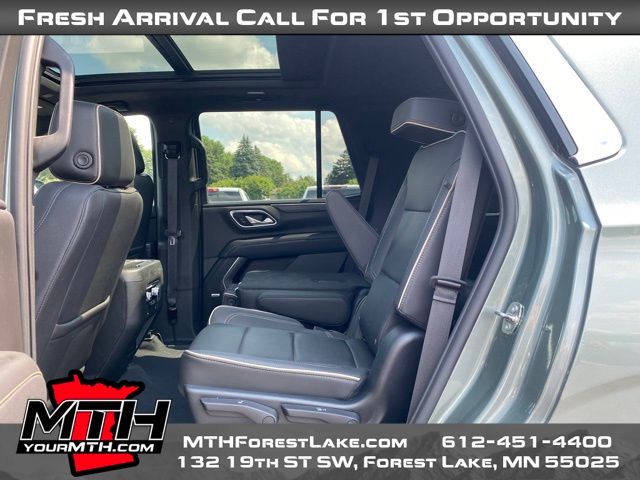 2023 Gmc Yukon SLT photo 10