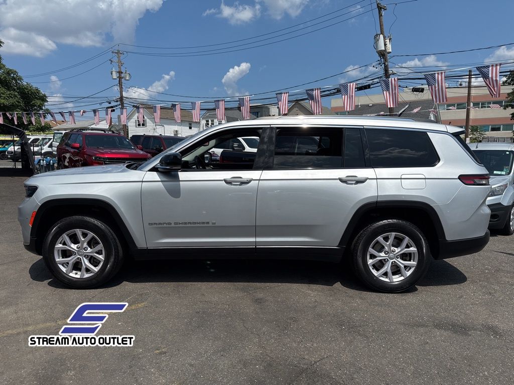 2022 Jeep Grand Cherokee Limited photo 4