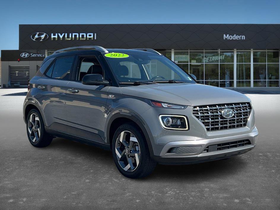 2022 Hyundai Venue SEL Limited photo 2