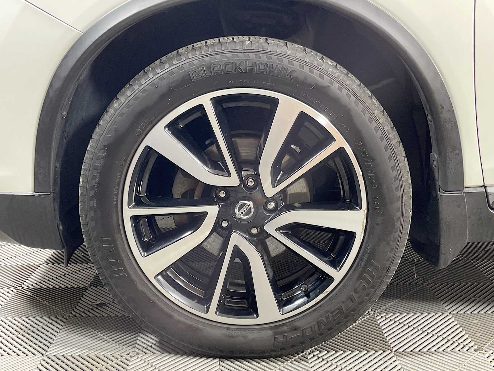 2020 Nissan Rogue SL photo 29