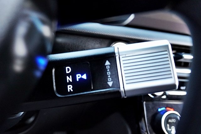 Used 2025 Gray Hyundai Blue image 31