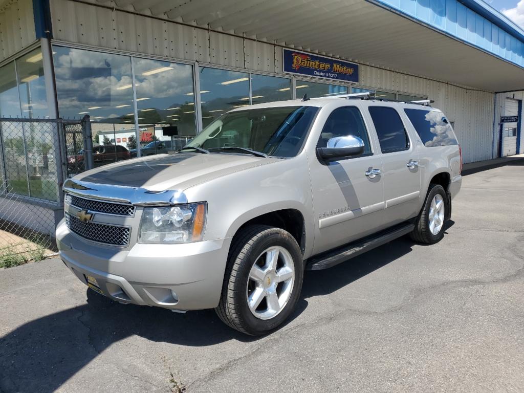 2007 Chevrolet Suburban LTZ photo 3