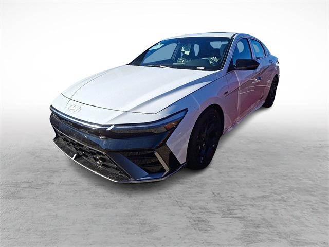 2025 Hyundai Elantra N Line photo 3