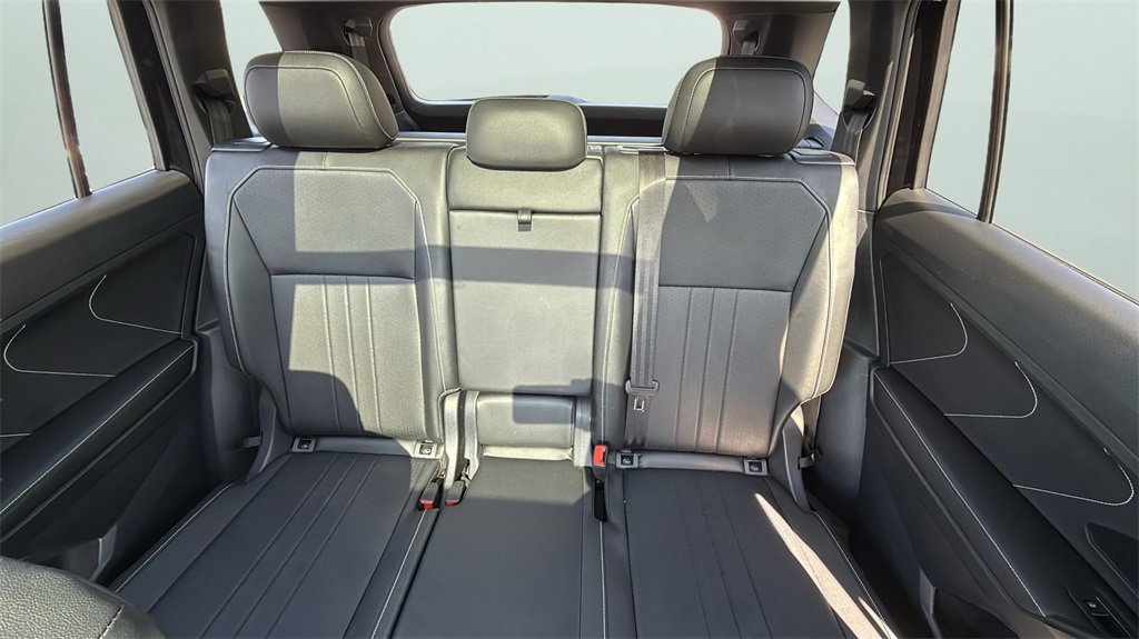 2022 Volkswagen Tiguan SE R-Line Black photo 15