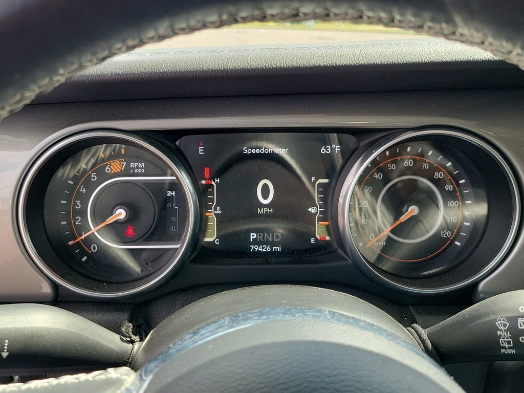 2021 Jeep Wrangler Unlimited Sahara photo 10