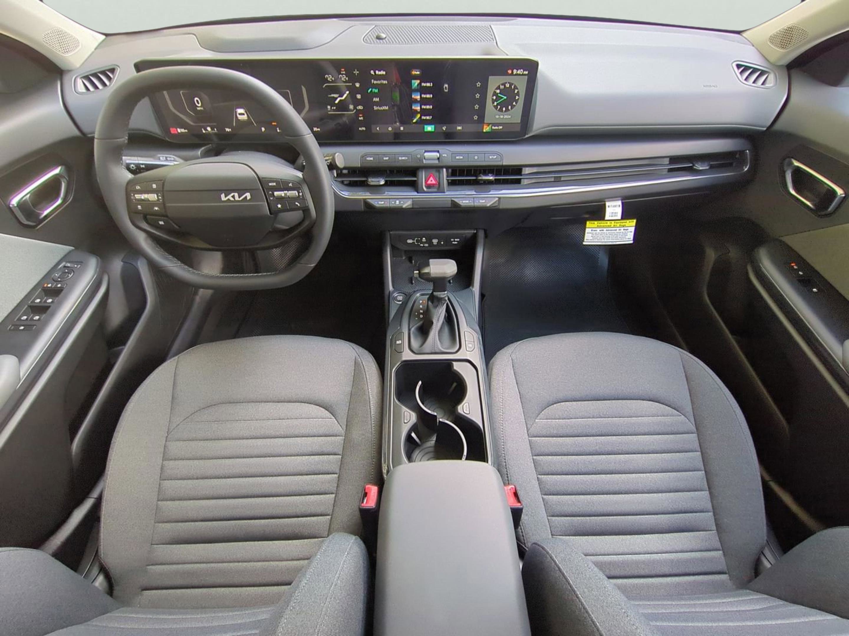 2025 Kia K4 EX photo 13