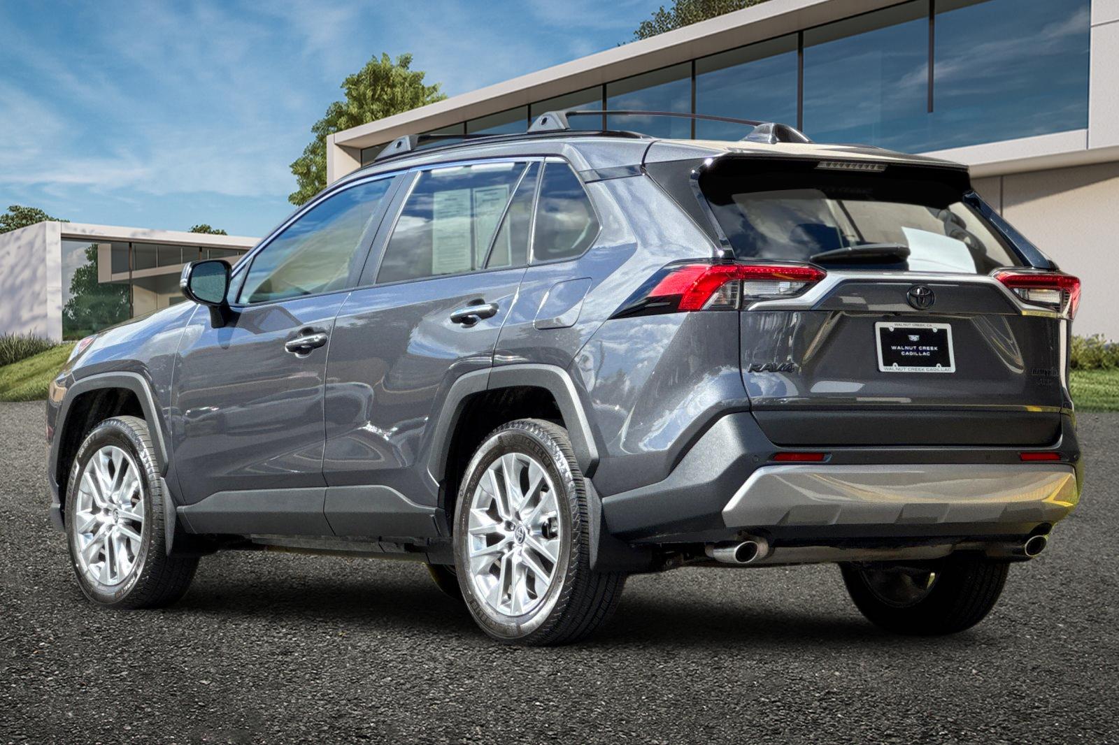 2024 Toyota RAV4 Limited photo 4