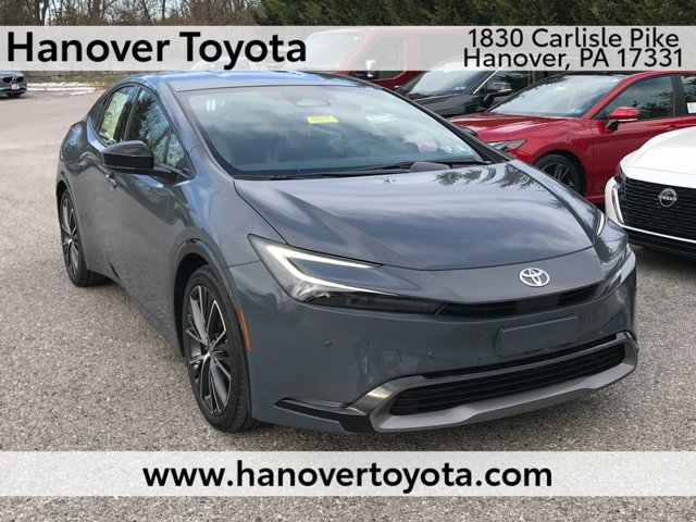 2026 Toyota Prius XLE's photo