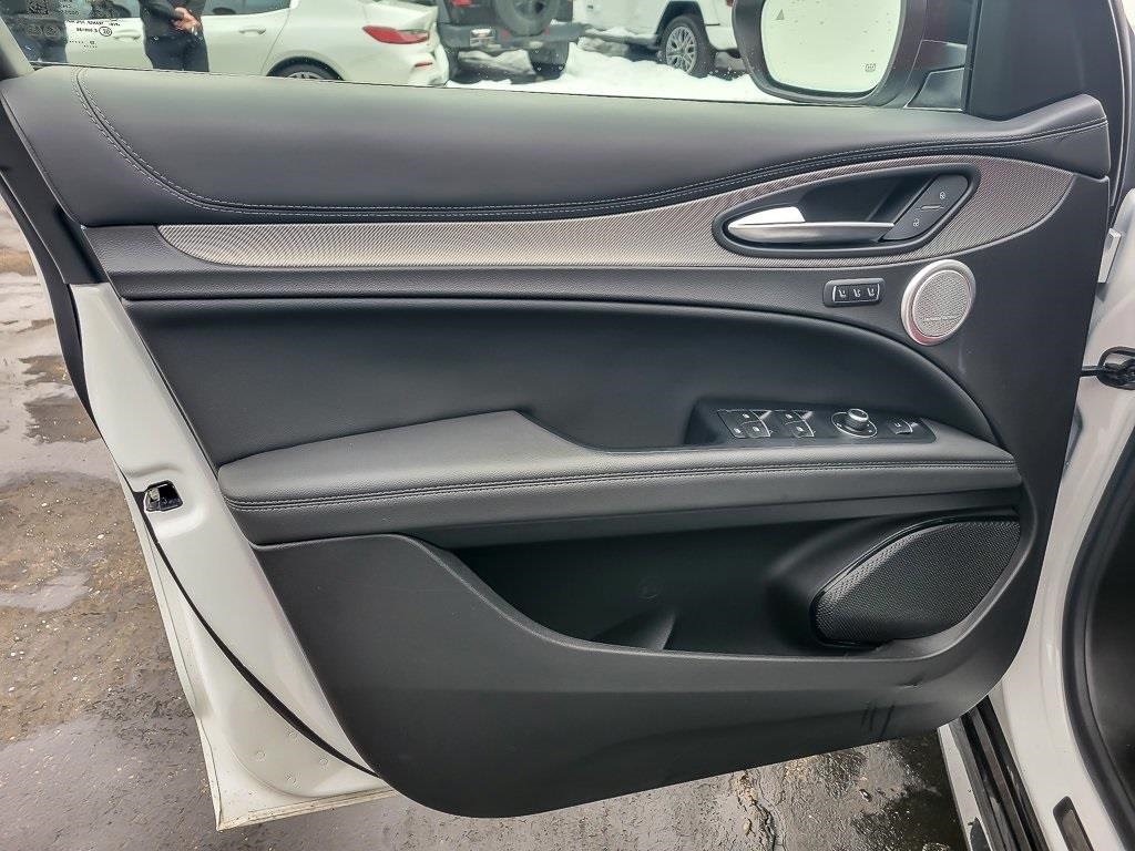 2024 ALFA ROMEO STELVIO - Image 17