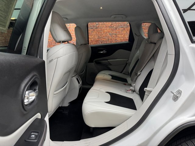 2020 Jeep Cherokee Latitude photo 20