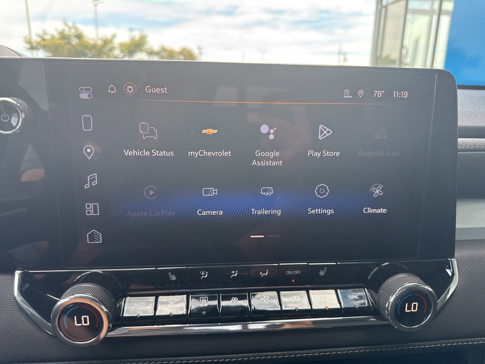 2026 Chevrolet Colorado LT photo 13