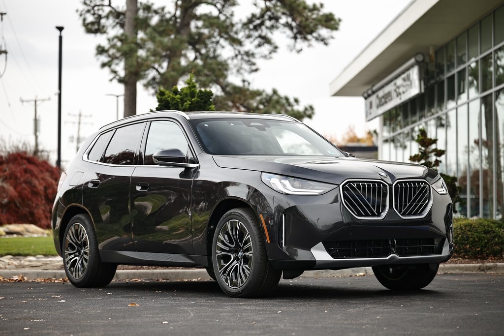 2026 BMW X3 30's photo