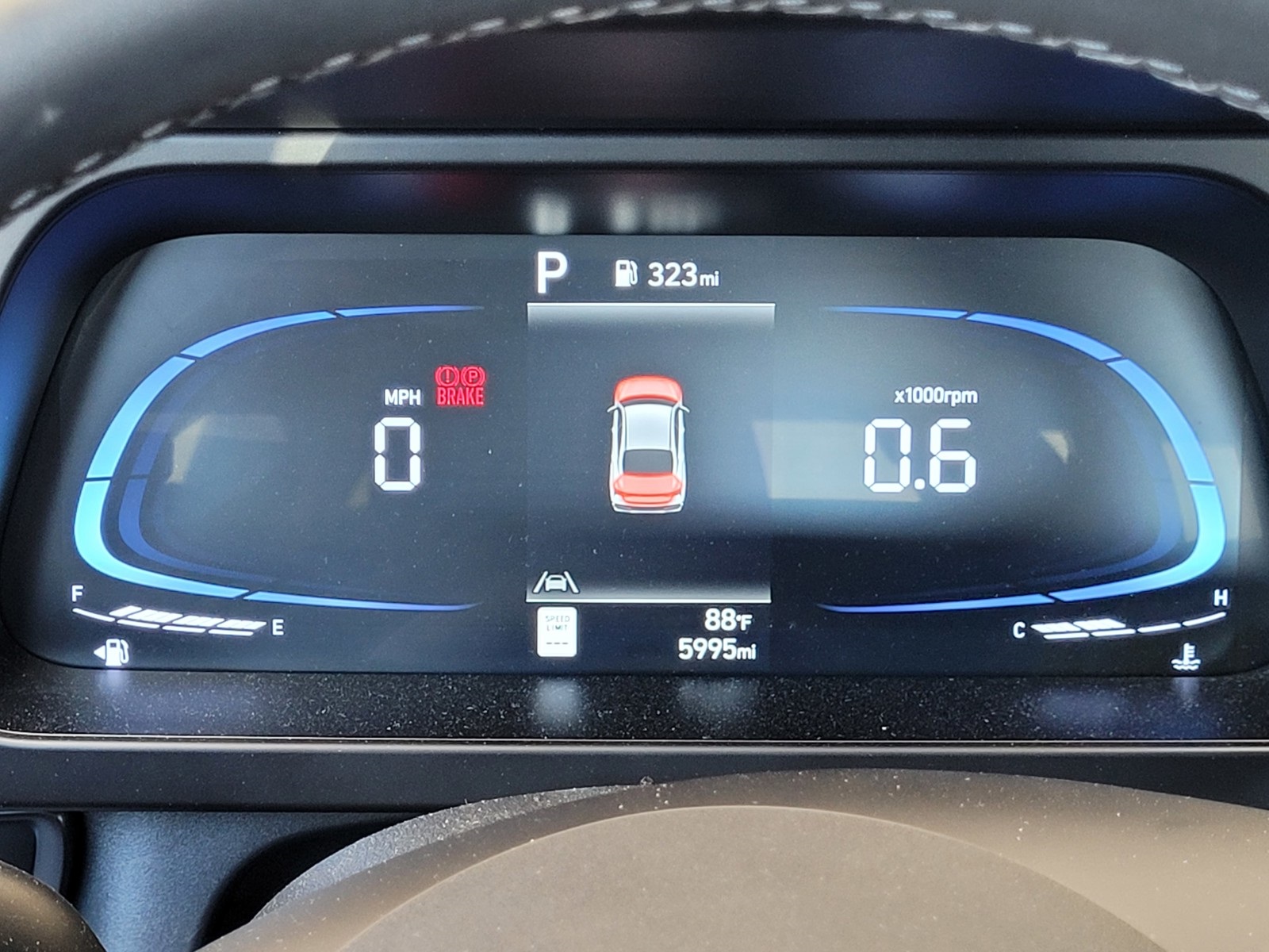 2025 Hyundai Elantra SEL Sport photo 19