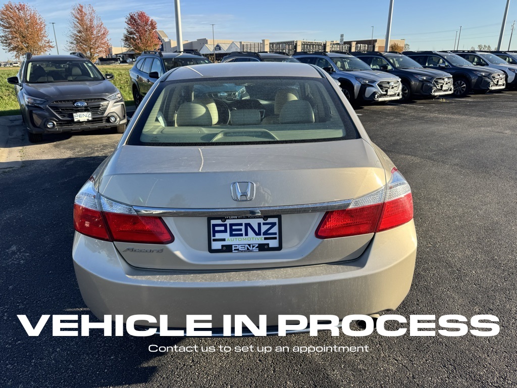 2014 Honda Accord LX photo 2