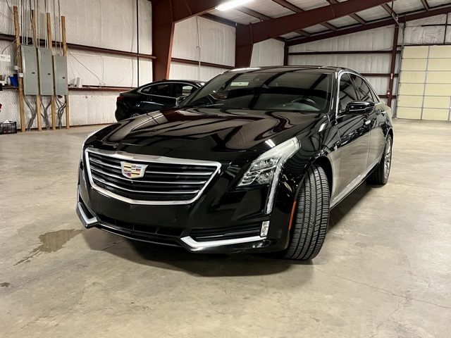 2017 Cadillac CT6 Luxury photo 3