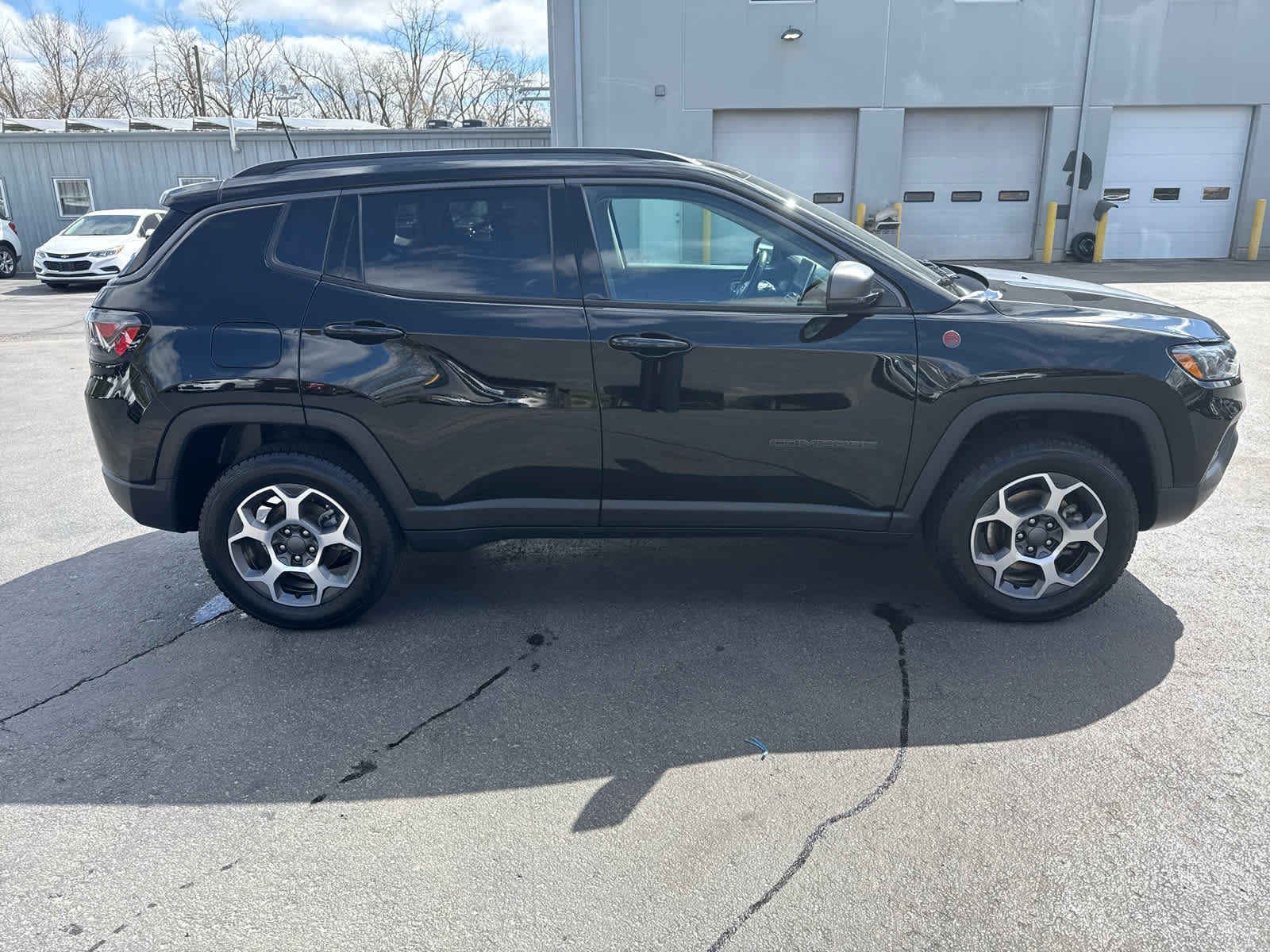 2022 Jeep Compass Trailhawk photo 2