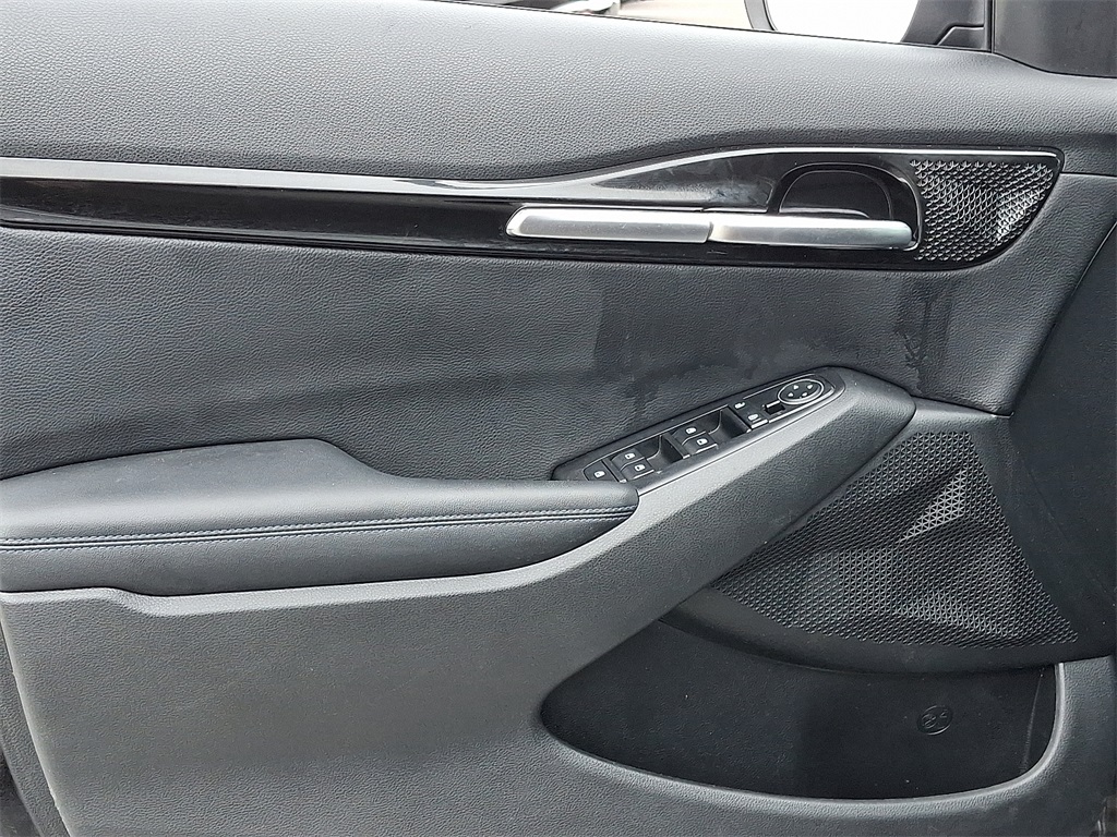 2021 Kia Seltos S photo 12