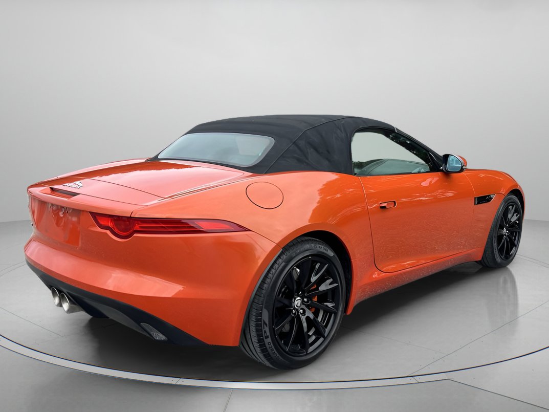 2014 Jaguar F-TYPE Base photo 3