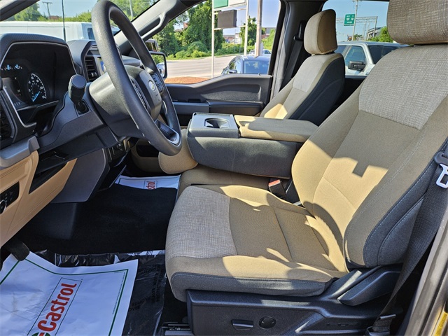 2023 Ford F-150 XLT photo 8