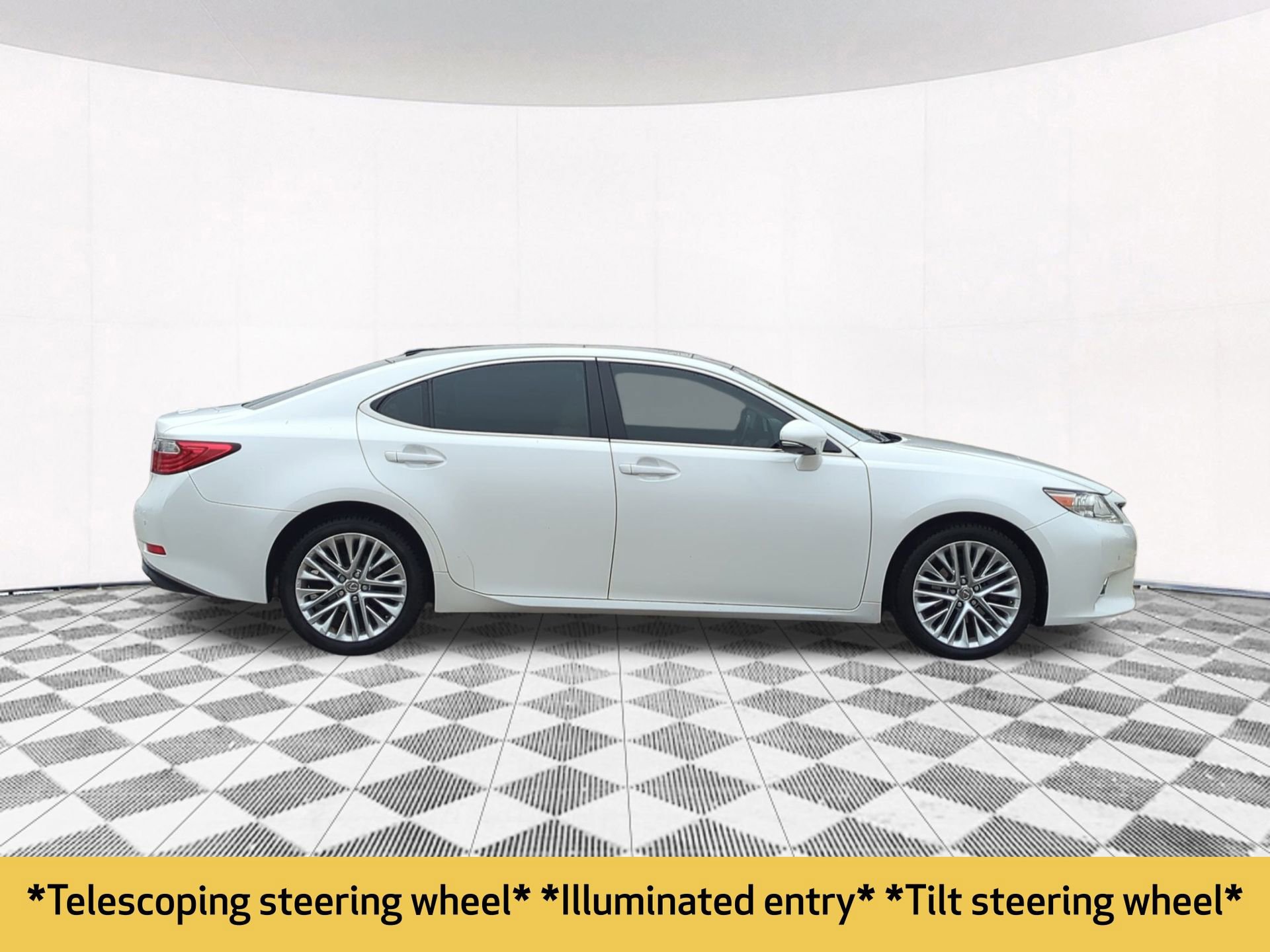 2015 Lexus ES 350 photo 3