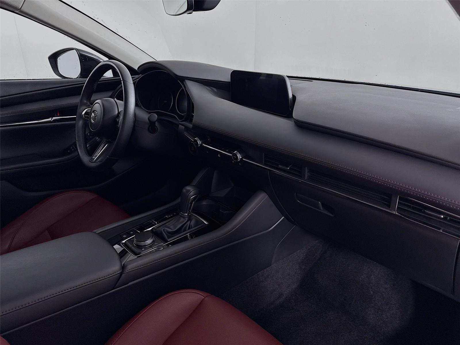 2024 Mazda Mazda3 2.5 s Carbon photo 40