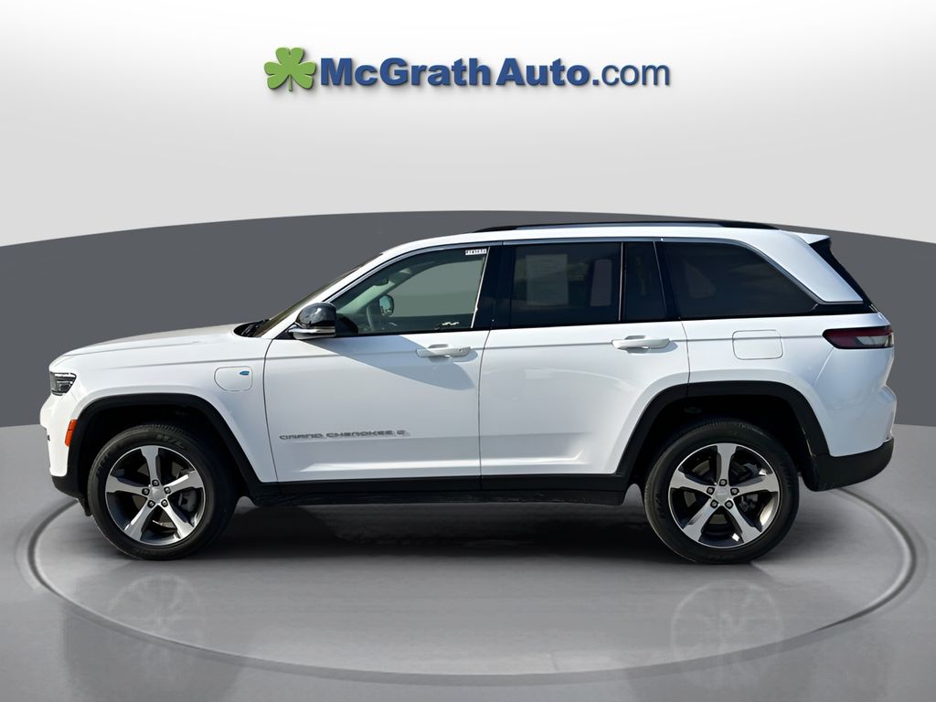 2023 Jeep Cherokee 4xe photo 4