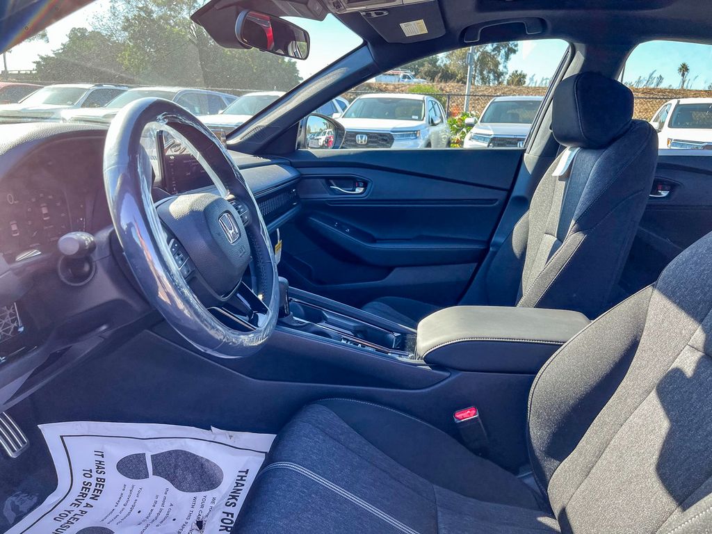 2025 Honda Accord Hybrid Sport photo 13