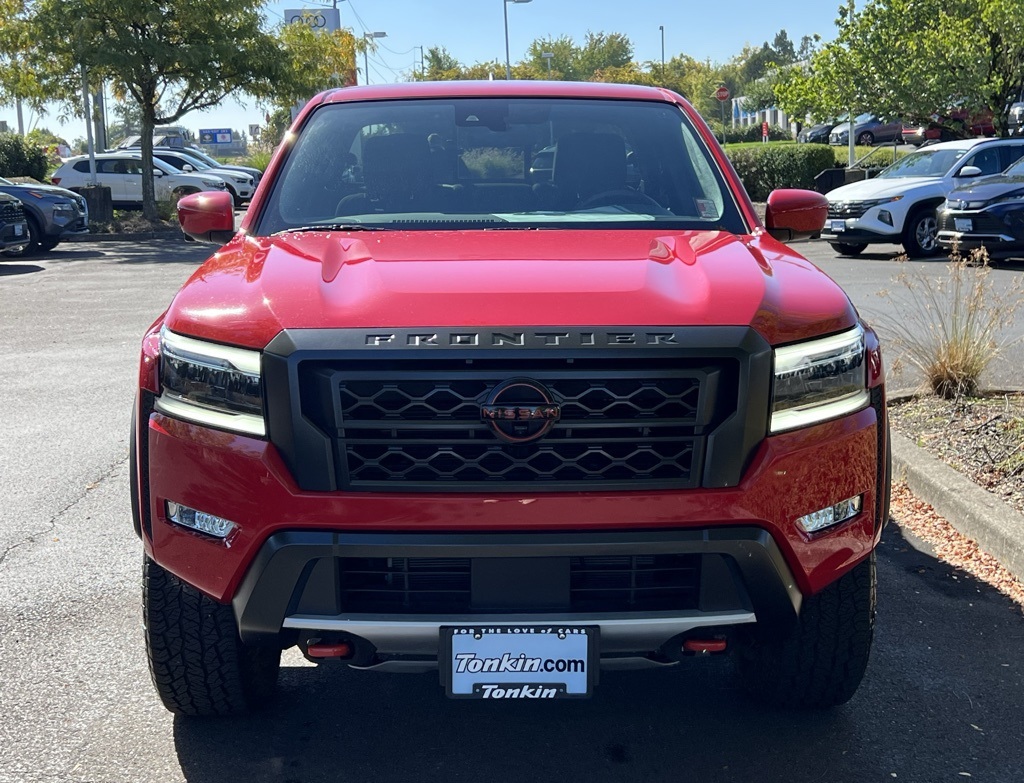 2024 Nissan Frontier PRO-4X photo 2