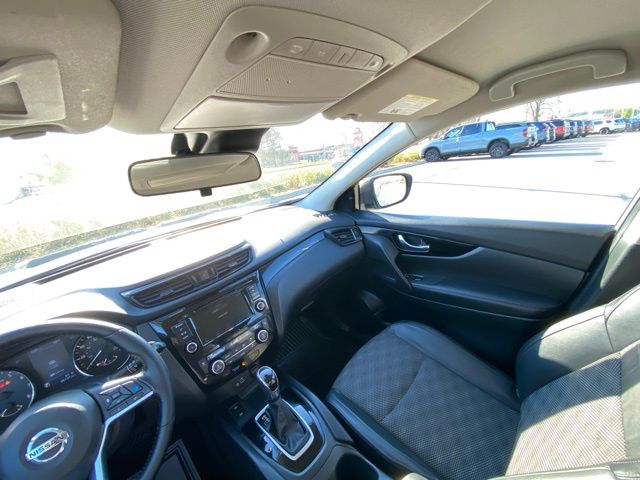 2022 Nissan Rogue Sport SV photo 11