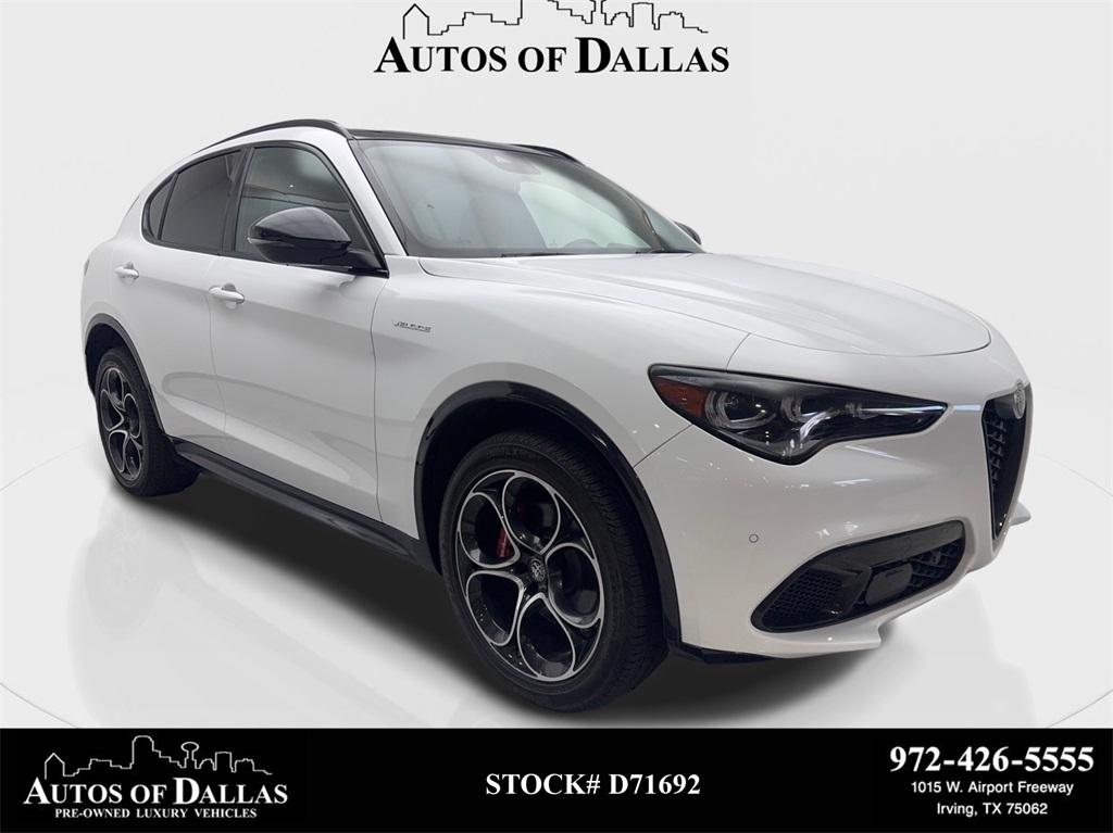 2024 Alfa Romeo Stelvio Veloce's photo