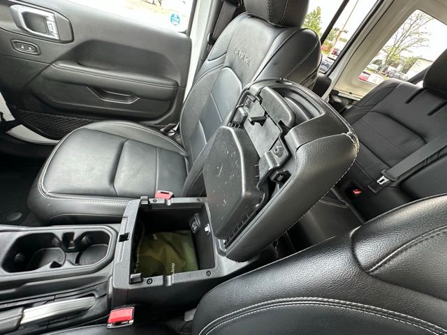 2022 Jeep Wrangler Unlimited Sahara 4xe photo 26