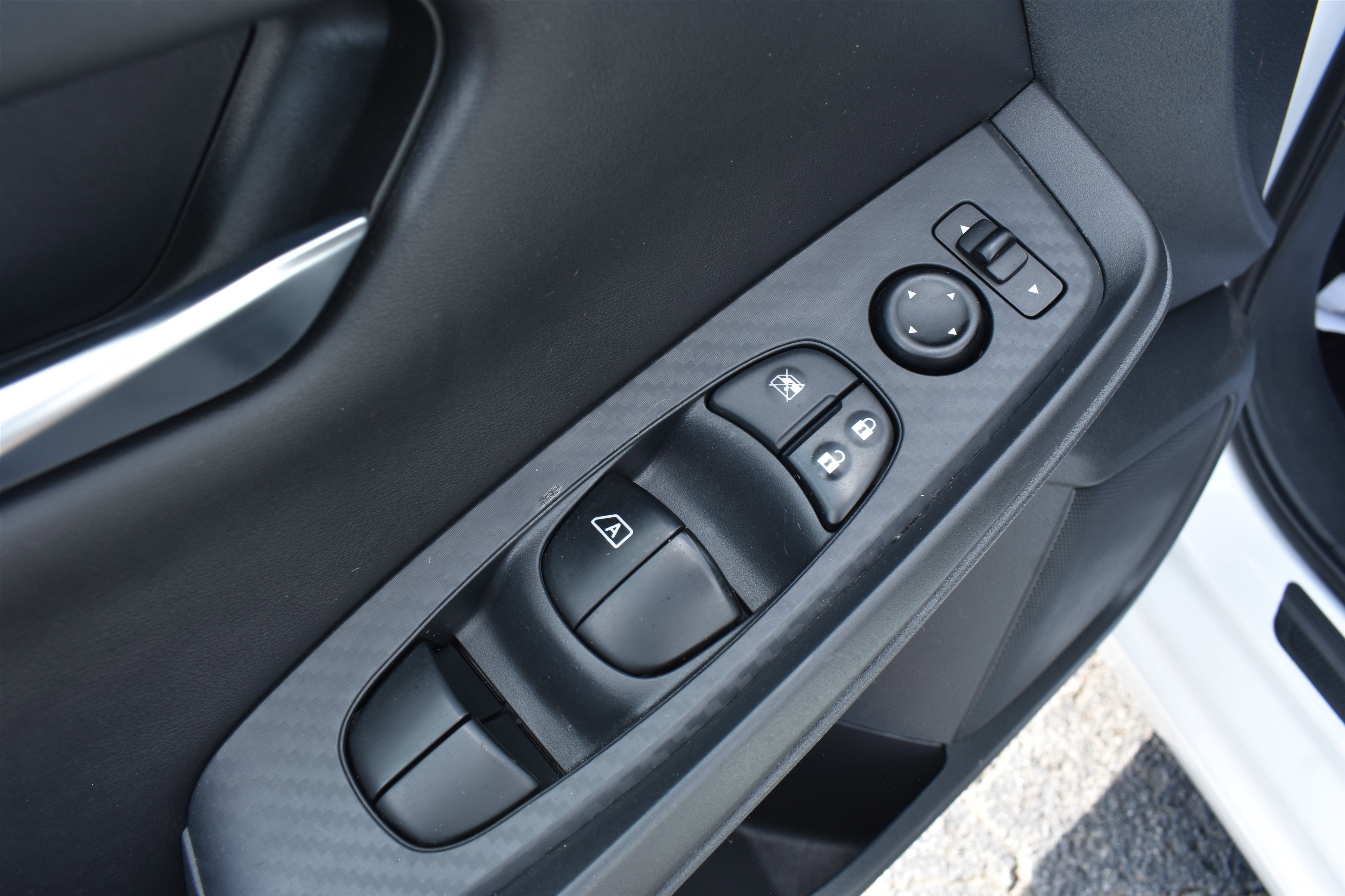 2021 Nissan Sentra SV photo 7