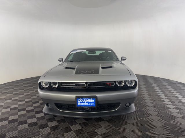 2016 Dodge Challenger R/T Scat Pack photo 2